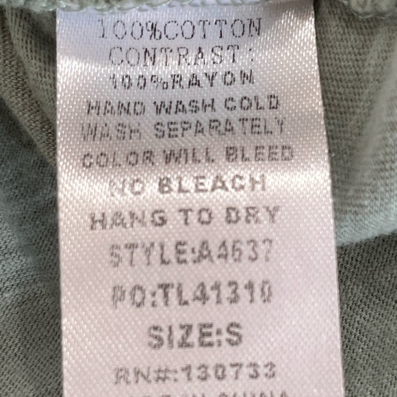 Umgee USA size small long sleeve embroidered blouse casual business work - Picture 6 of 12